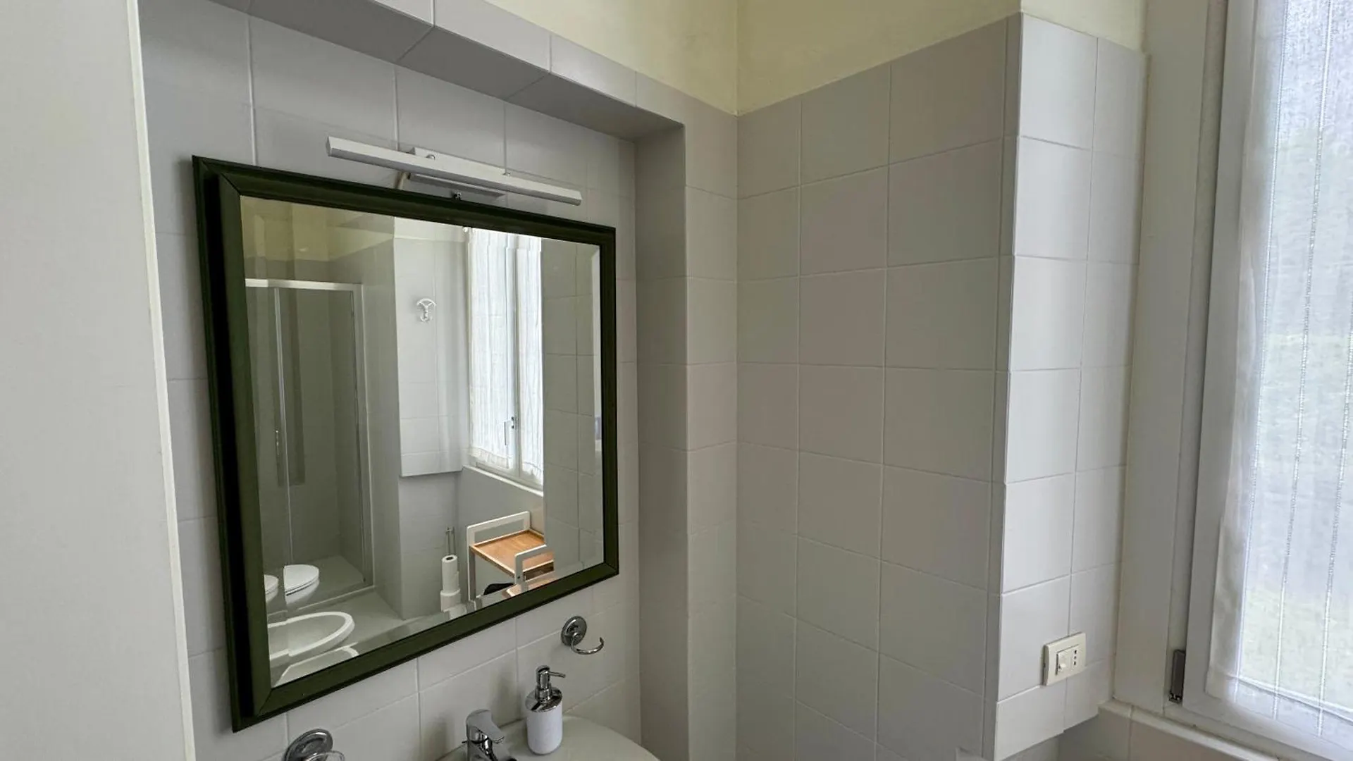 Axelparkcomo Apartamento