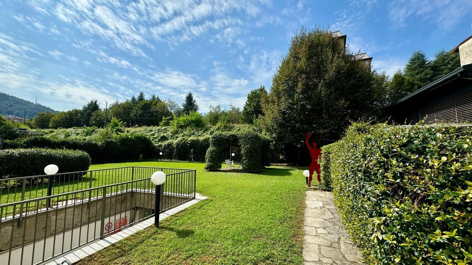 AxelparkCôme 0*,  Italia